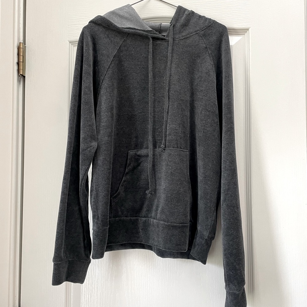 Dark grey sweater from Ambiance.